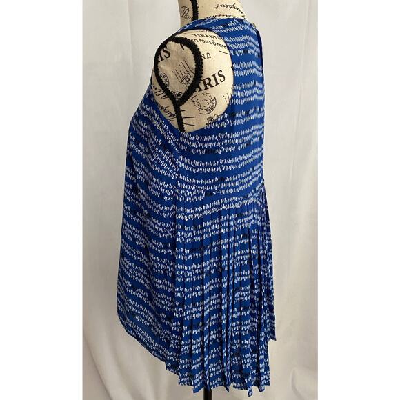 The Limited Collection Round Collar Printed Back Pleat Blue Sleeveless Blouse XS - Picture 6 of 12